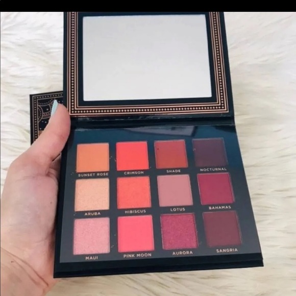 NIB Ace Beautē Scarlet Dusk Eyeshadow Palette - Picture 2 of 7